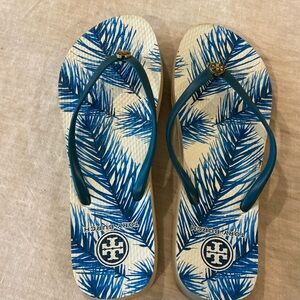 Tory birch flip flops